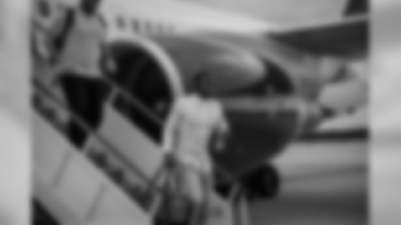 180922-packers-arrive-DC-hartwig-32