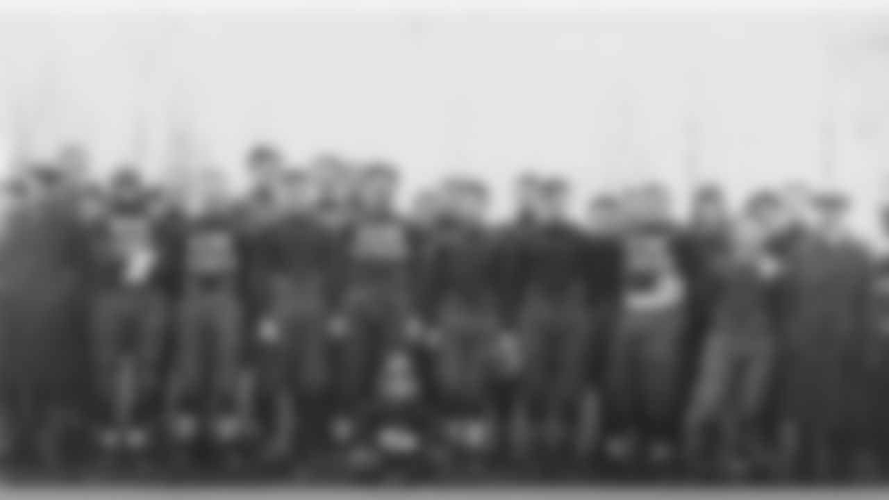 Green Bay Packers 1921
Record: 3-2-1