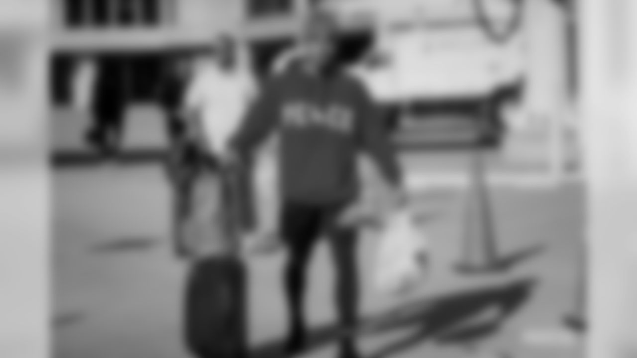 191123-grb-departure-san-jose-siegle-WM-50