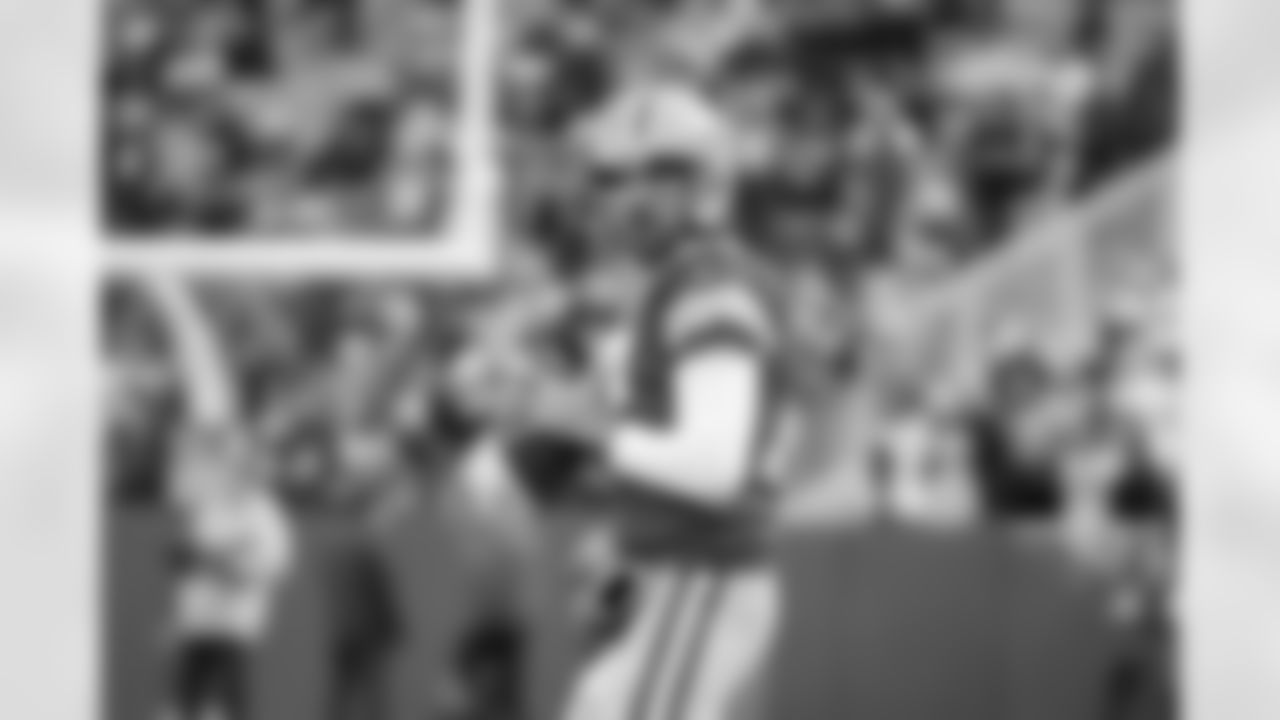 Green Bay Packers quarterback Aaron Rodgers (12) warms up prior to an NFL football game against the Seattle Seahawks on Sunday, November 14, 2021 in Green Bay, Wisconsin. (Todd Rosenberg/NFL)