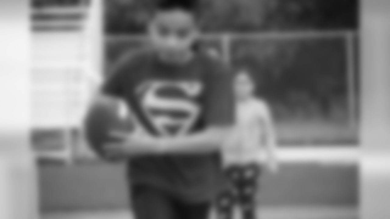 190917-football-outreach-23