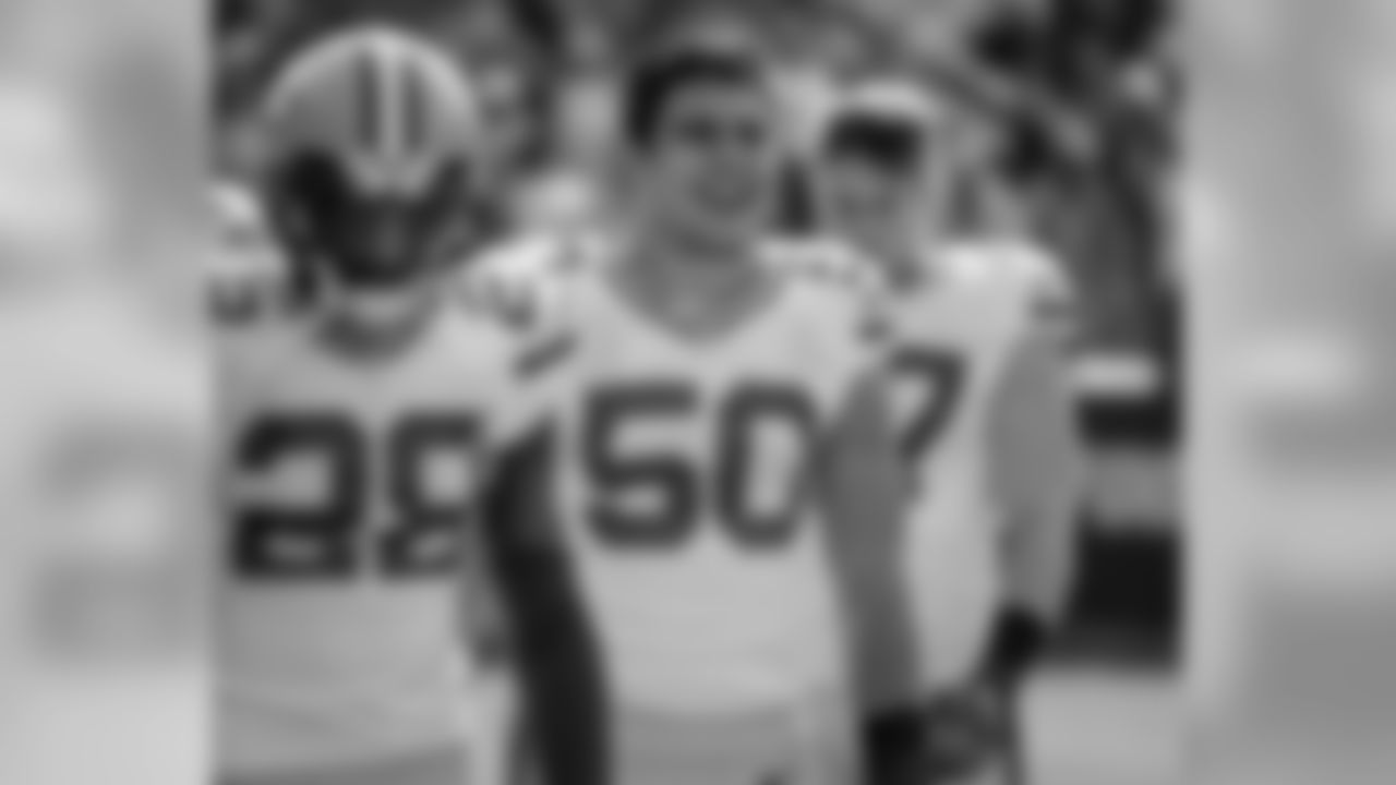 Finished collegiate career with 257 tackles (137 solo), 13½ tackles for loss, 6½ sacks, five interceptions and five forced fumbles in 51 games played. Started the final 27 games of his collegiate career.