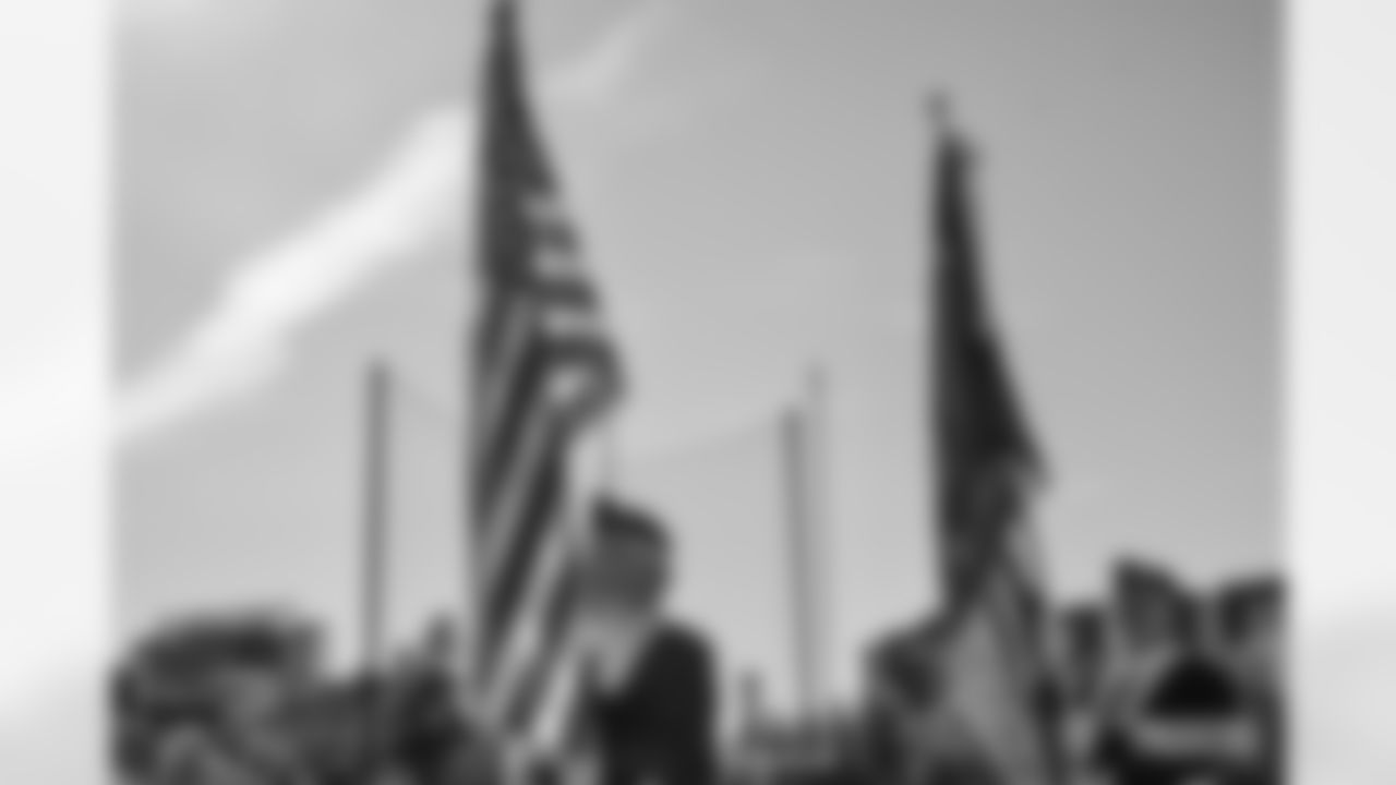 221008-salute-to-service-gallery-2560013