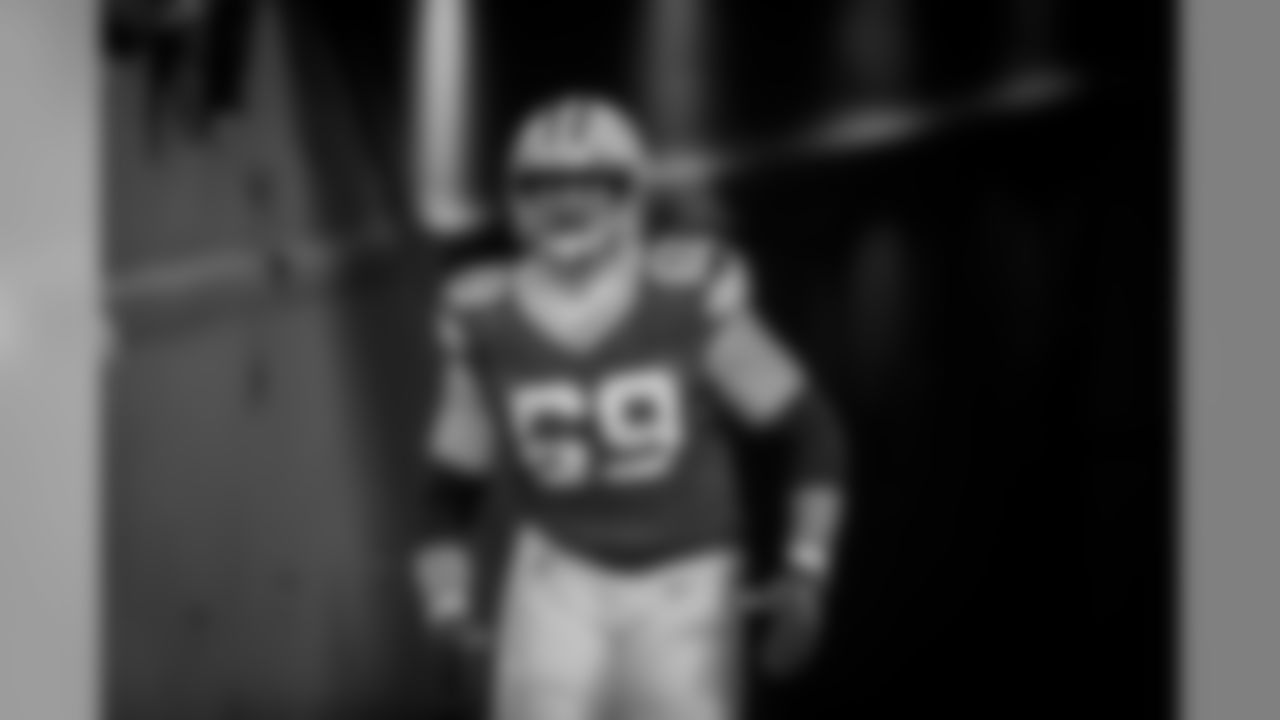69 - T David Bakhtiari