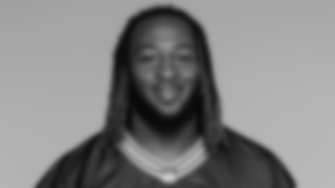 33 - RB Aaron Jones