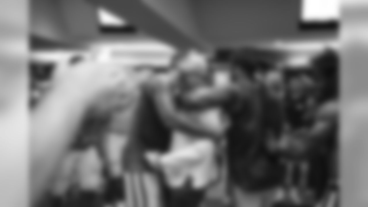 190916-postgame-locker-room-20