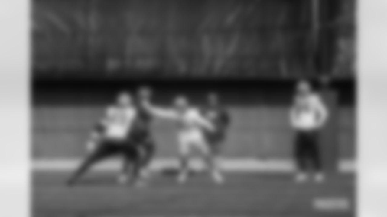 221124-evan-practice-gallery-2560020