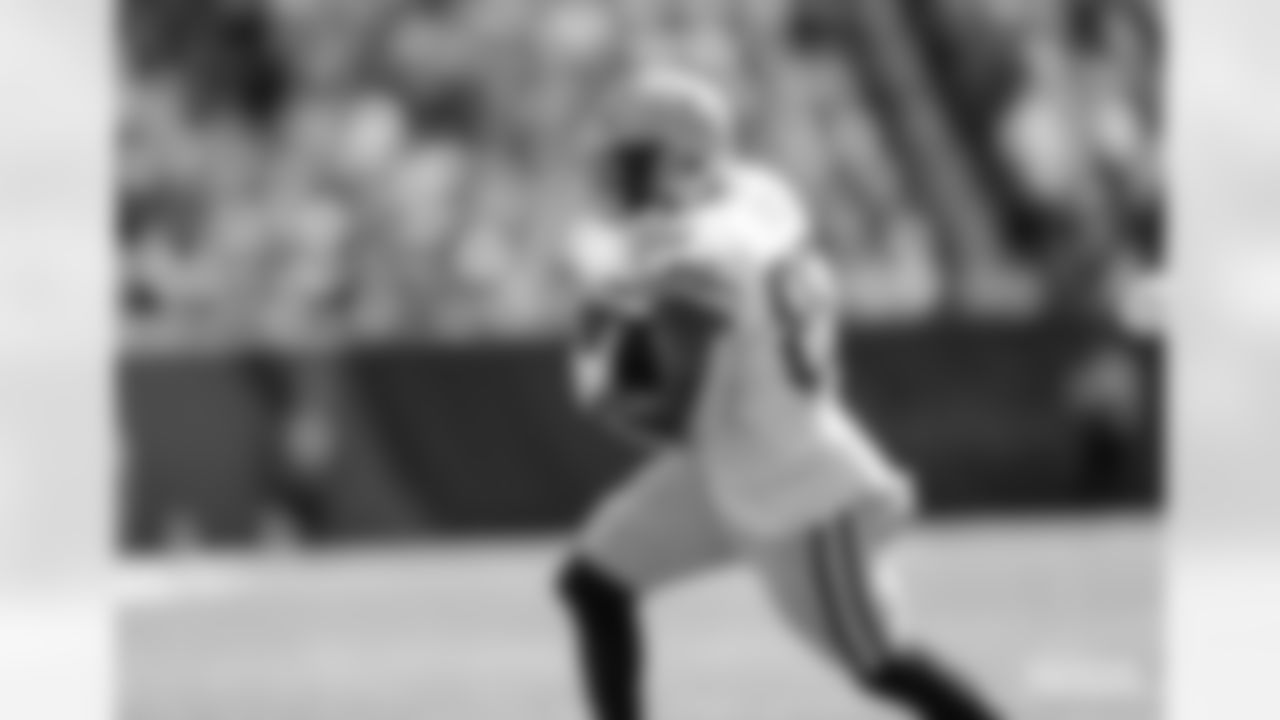 TE Marcedes Lewis