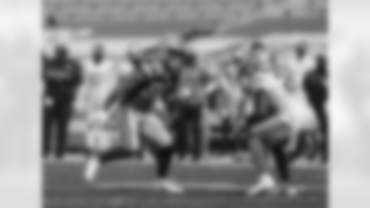 86 - WR Malik Taylor