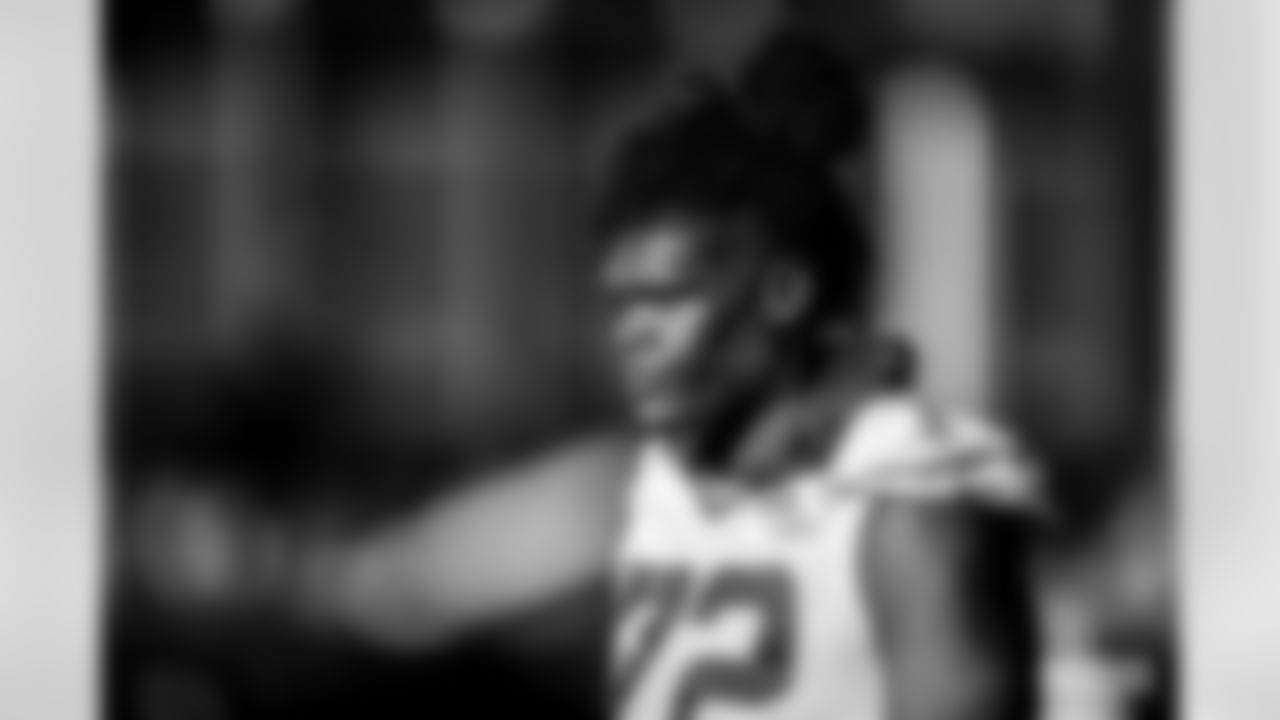 221125-evan-gallery-2560059
