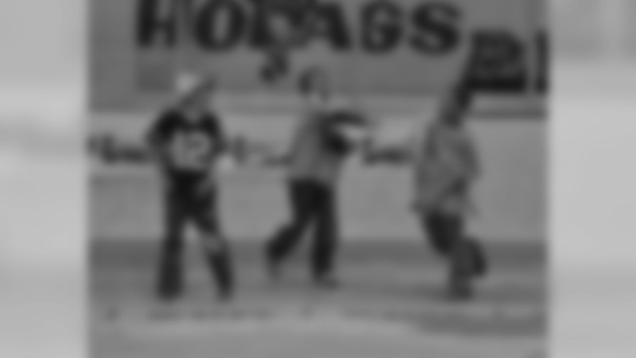 Packers Tailgate Tour - Tailgate Party (Rhinelander Ice Association)