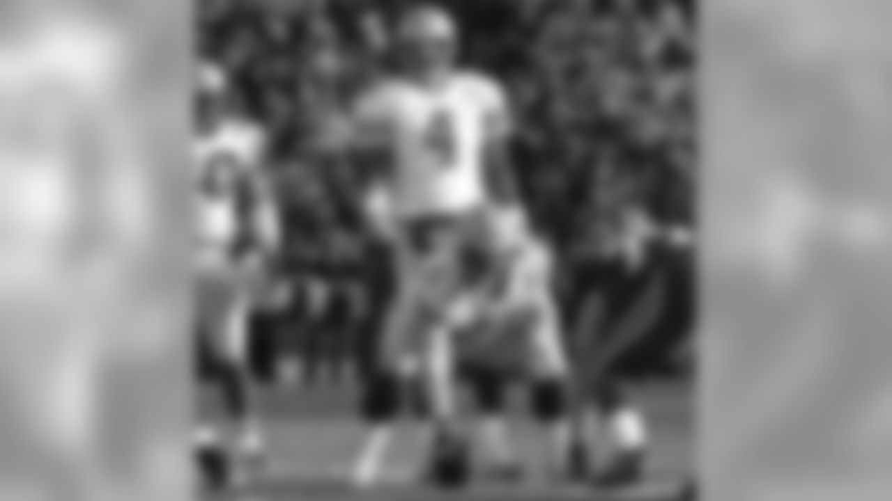 QB Brett Favre