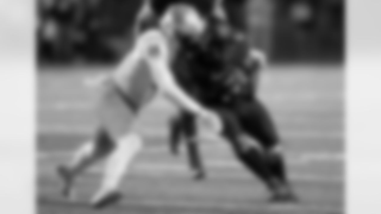 51 - Krys Barnes - UCLA