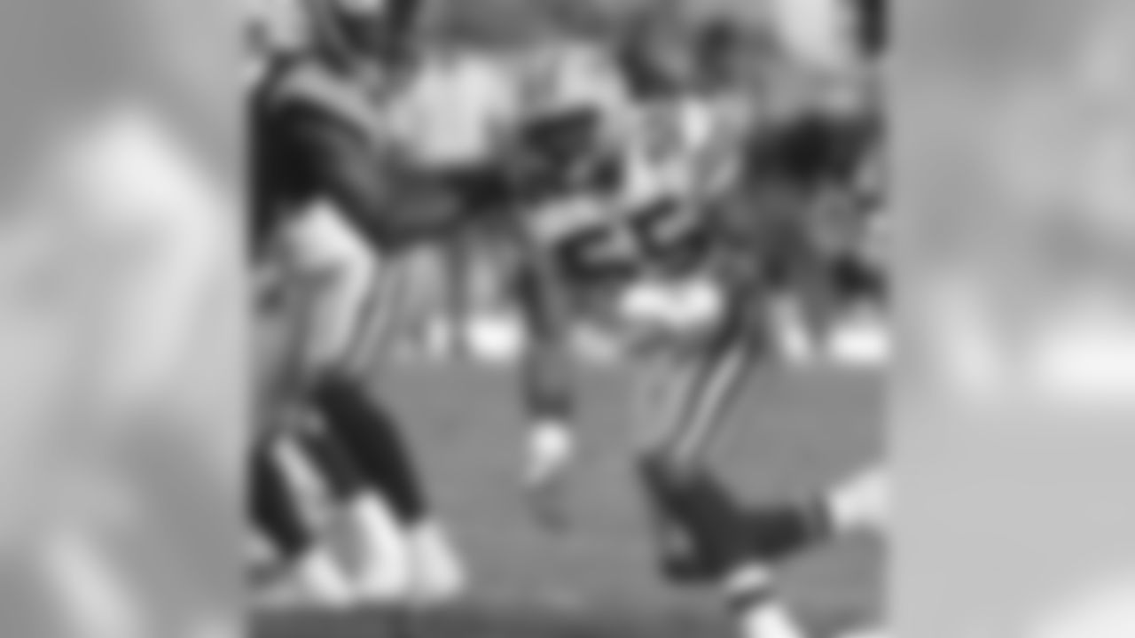 Desmond Bishop