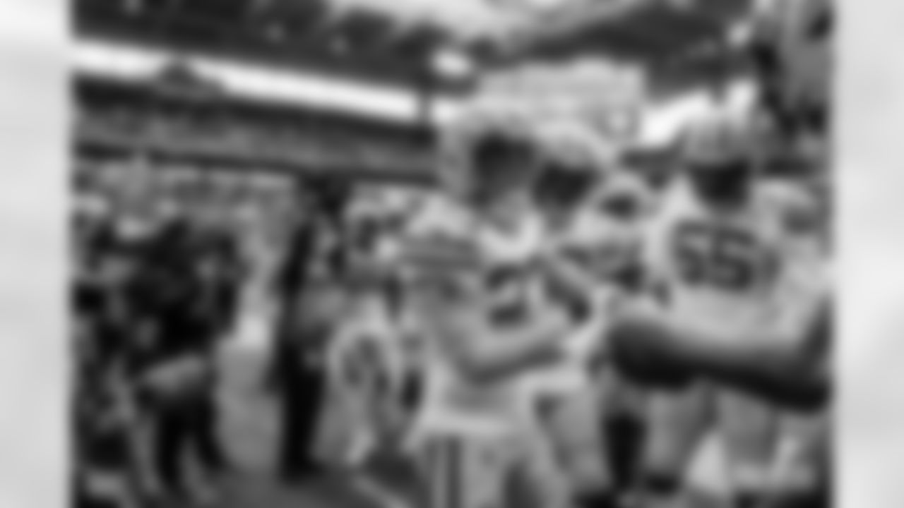 221225-packers-dolphins-siegle-WM-178