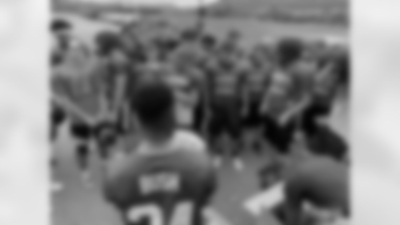 210812-packers-donate-helmets-high-schools-WM-016