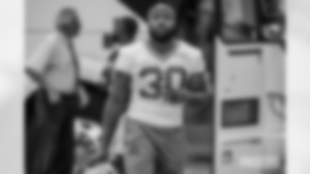 230506-minicamp-practice-gallery-2560-10