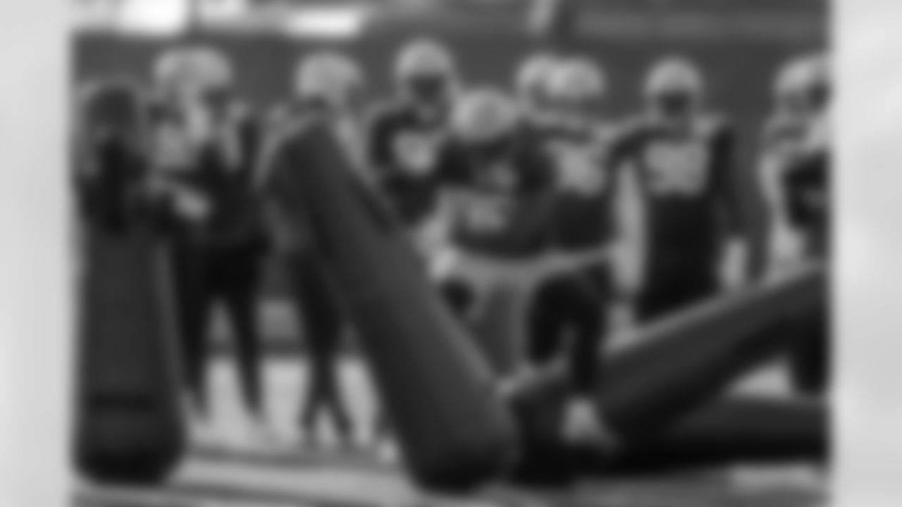 221124-evan-practice-gallery-2560030