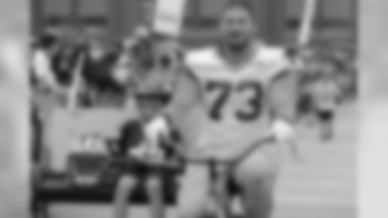 Tretter credited his father, Joe, who lettered as a TE at Hobart (N.Y.) College (1980-83), as having the biggest influence on him as an athlete. Tretter also has three uncles who played college football, including Dave Tretter, who was a RB at Cornell (1975, 1977), Bob Tretter, who was a QB at Hobart College in New York (1979-82), and Bill Tretter, who was a DE/P at the University of Rochester and still ranks in the top 10 in every major career statistical punting category in school history.