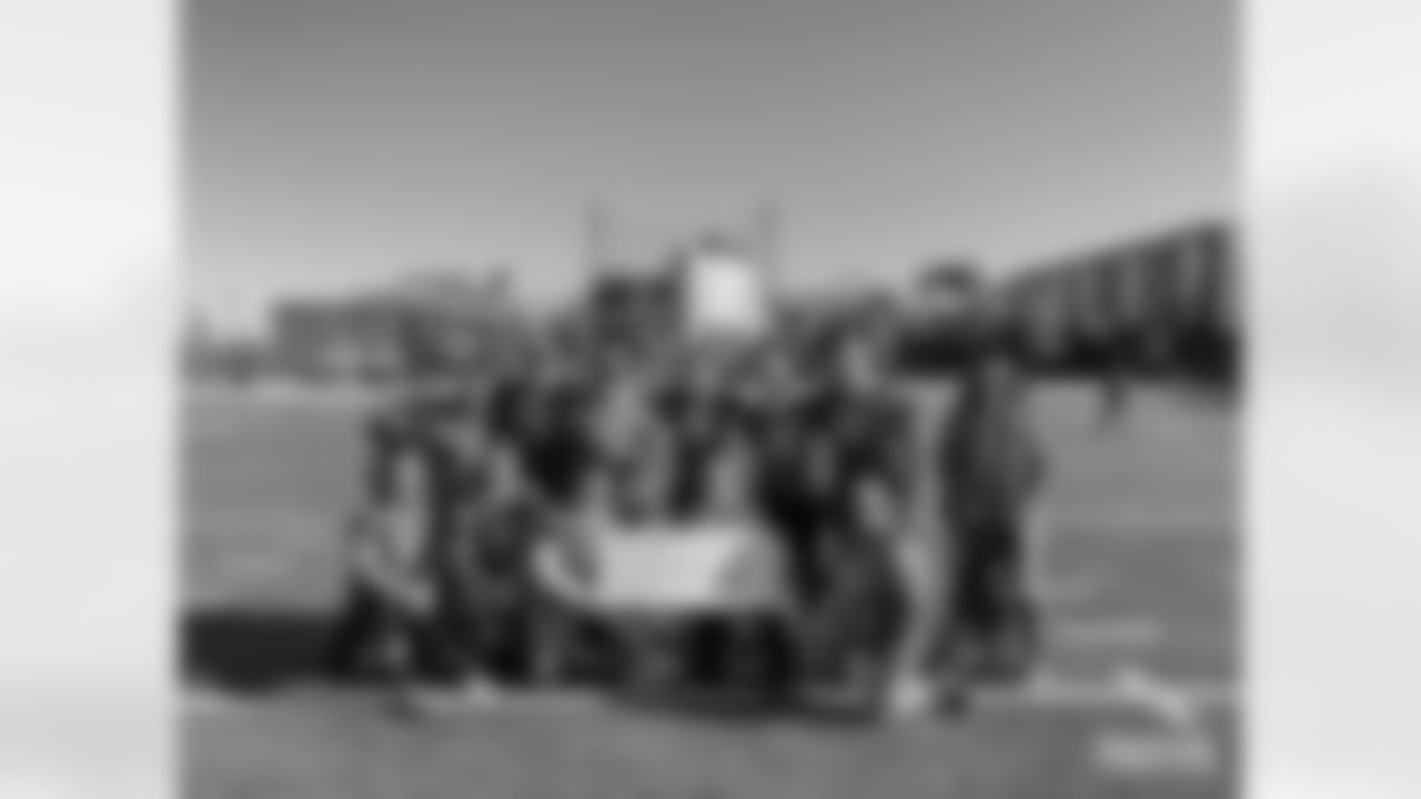 221010-flag-football02560002