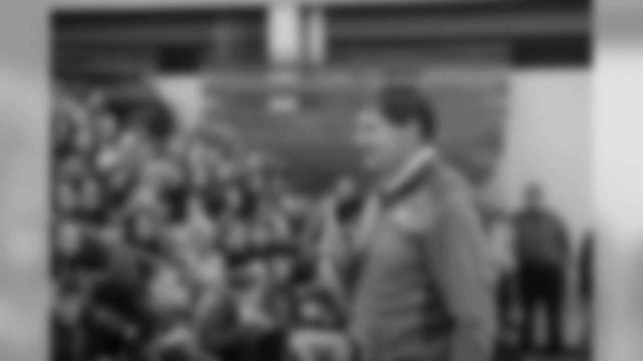 190410-tailgate-tour-marshfield-high-11