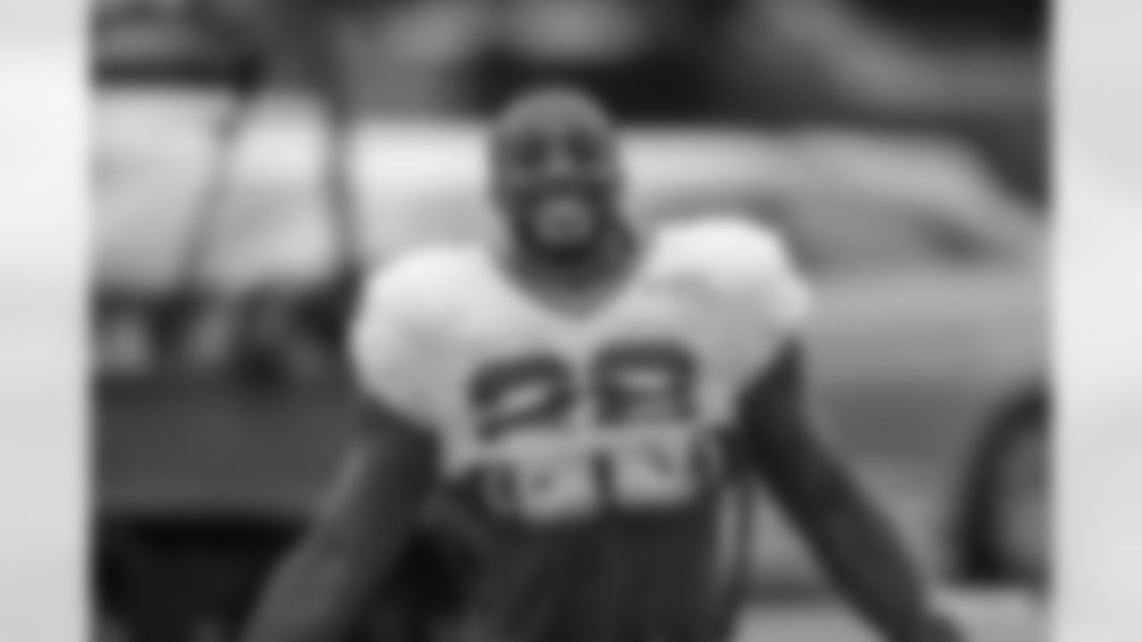 RB AJ Dillon