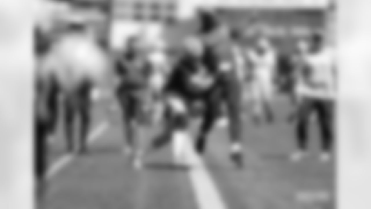 LB Ty Summers