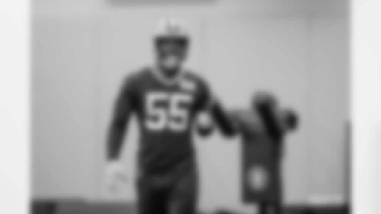 LB Za'Darius Smith
