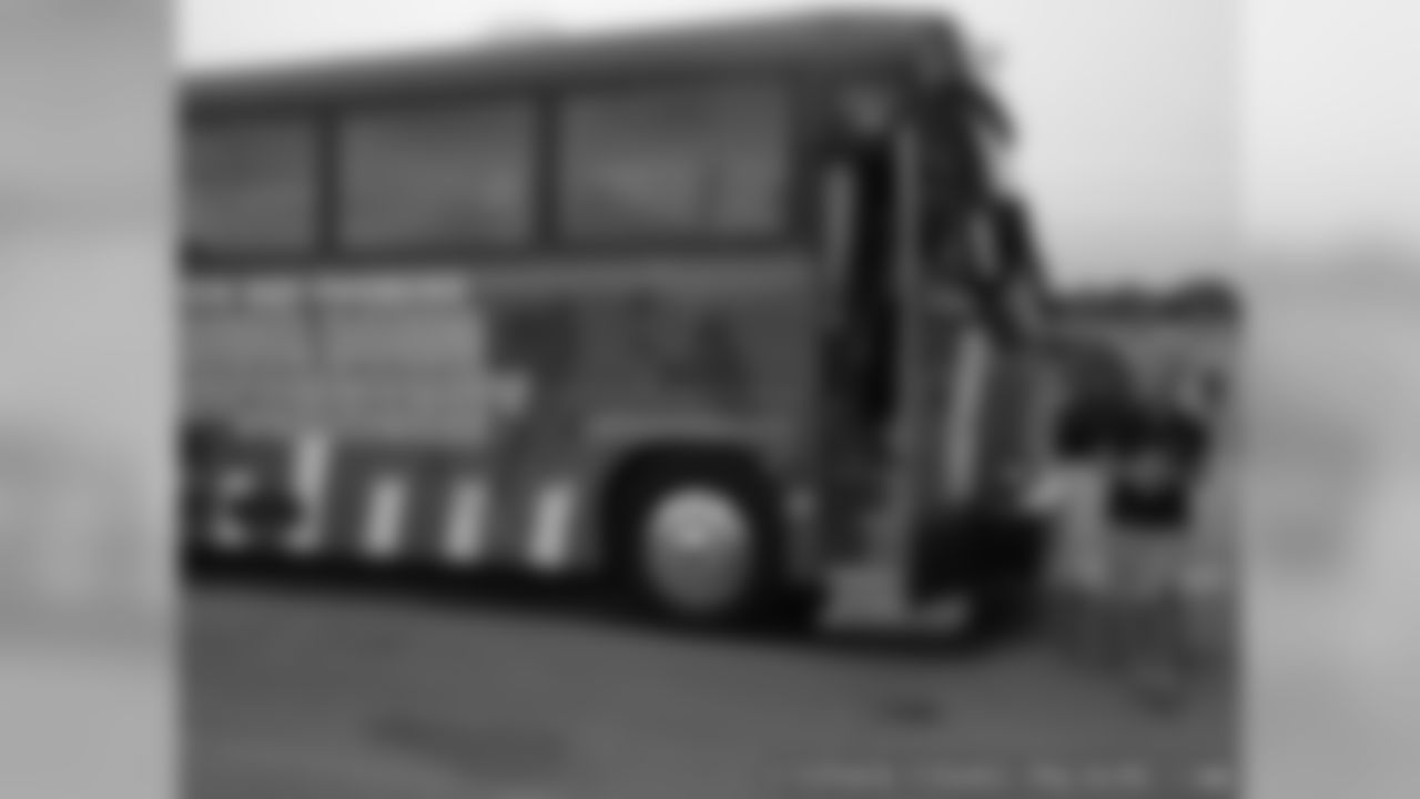 The Packers Tailgate Tour Bus