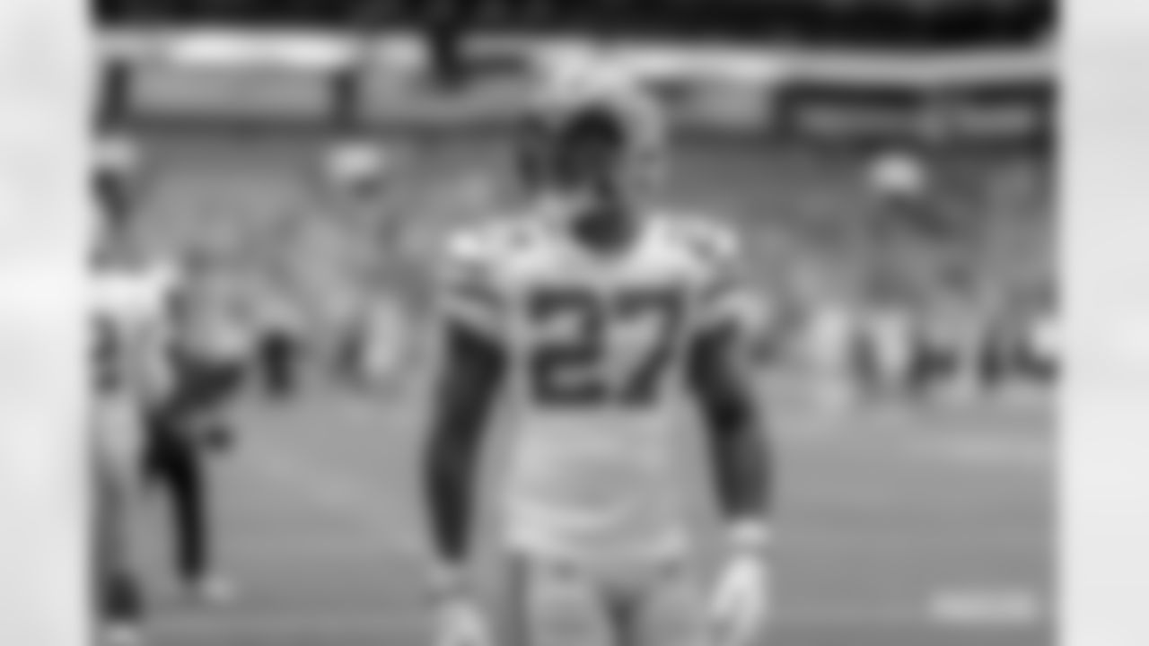 221225-packers-dolphins-siegle-WM-28