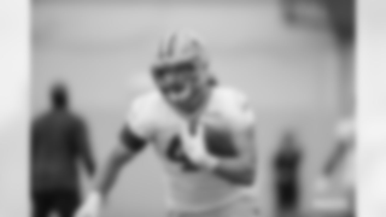 TE John Lovett