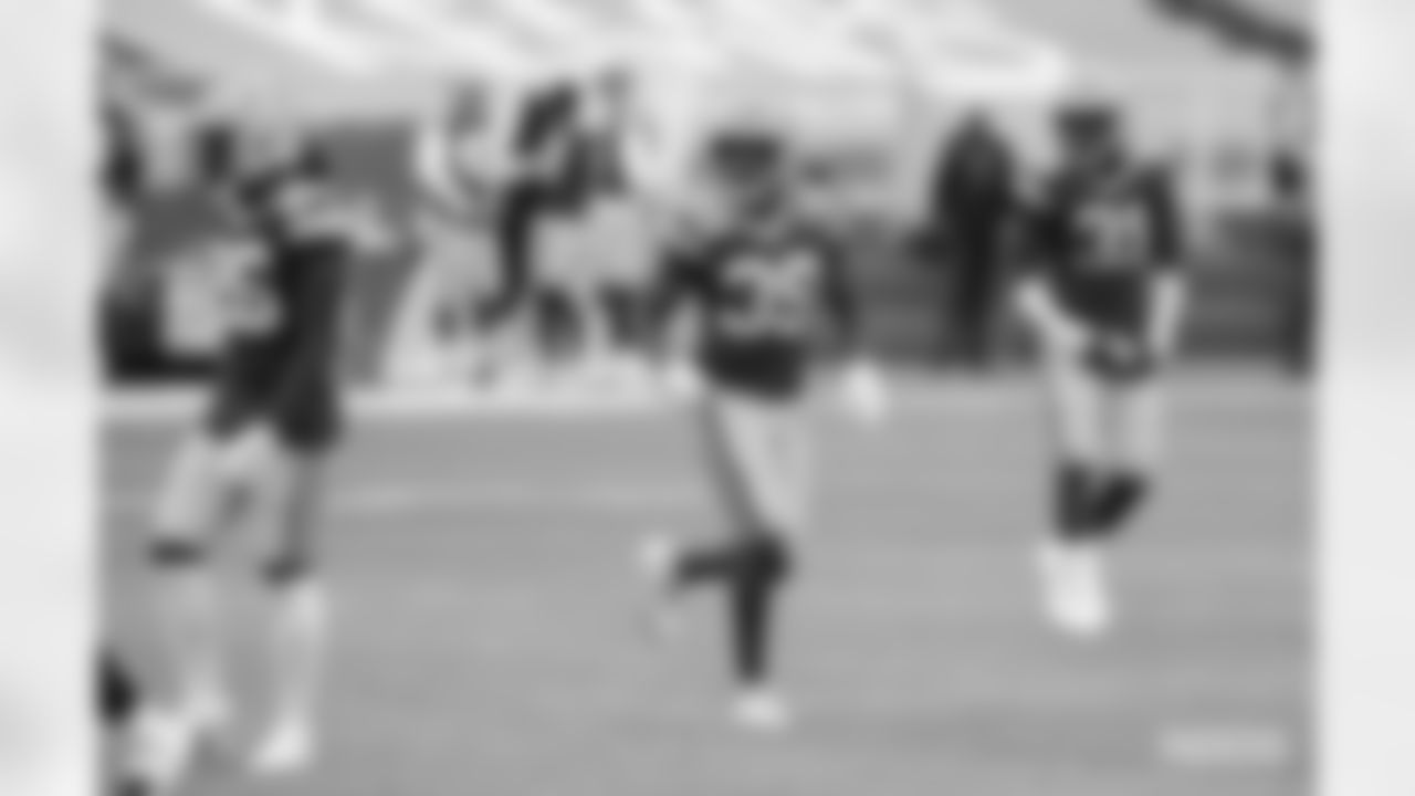 CB Chandon Sullivan