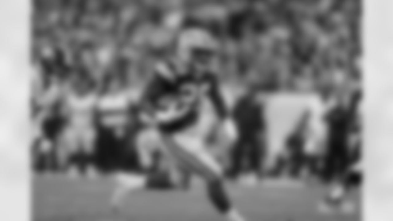 RB AJ Dillon