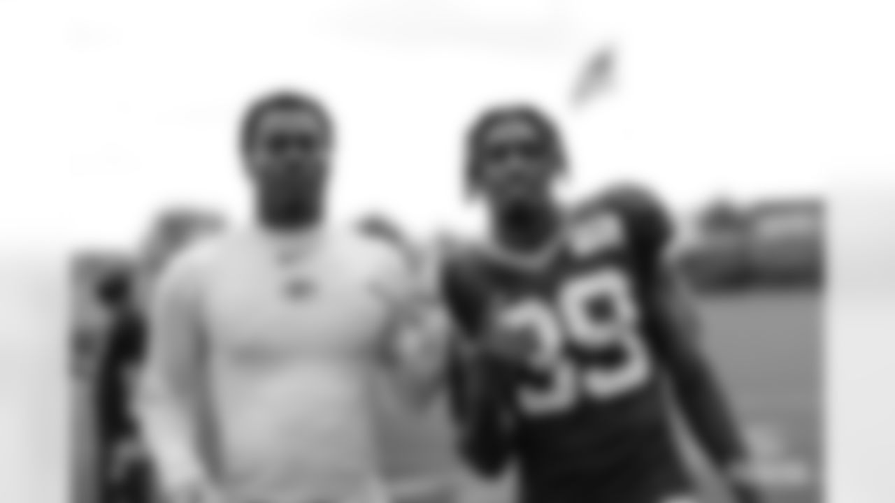 CBs Josh Jackson & Chandon Sullivan