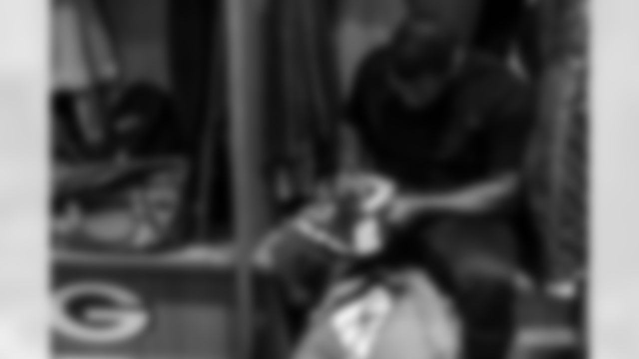 230109-locker-room-2560031