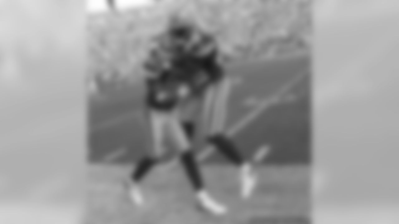 Ruvell Martin and Greg Jennings