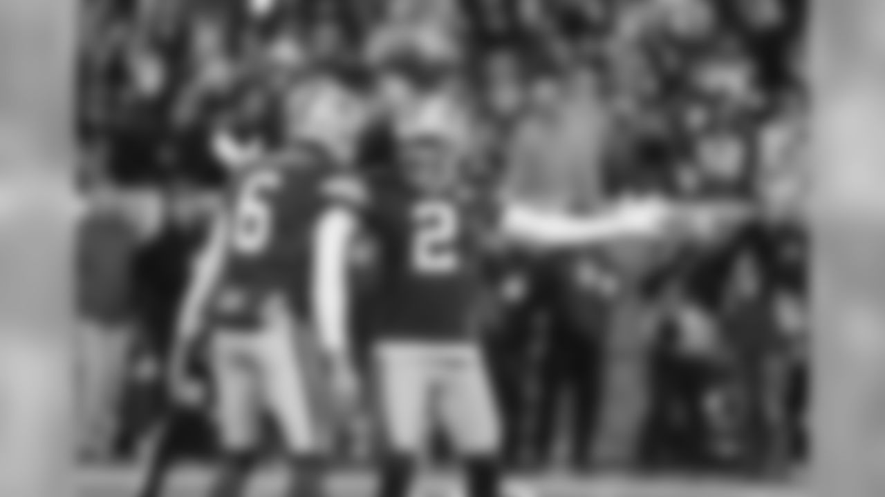 Green Bay Packers against the San Francisco 49ers during Monday night's game at Lambeau Field.