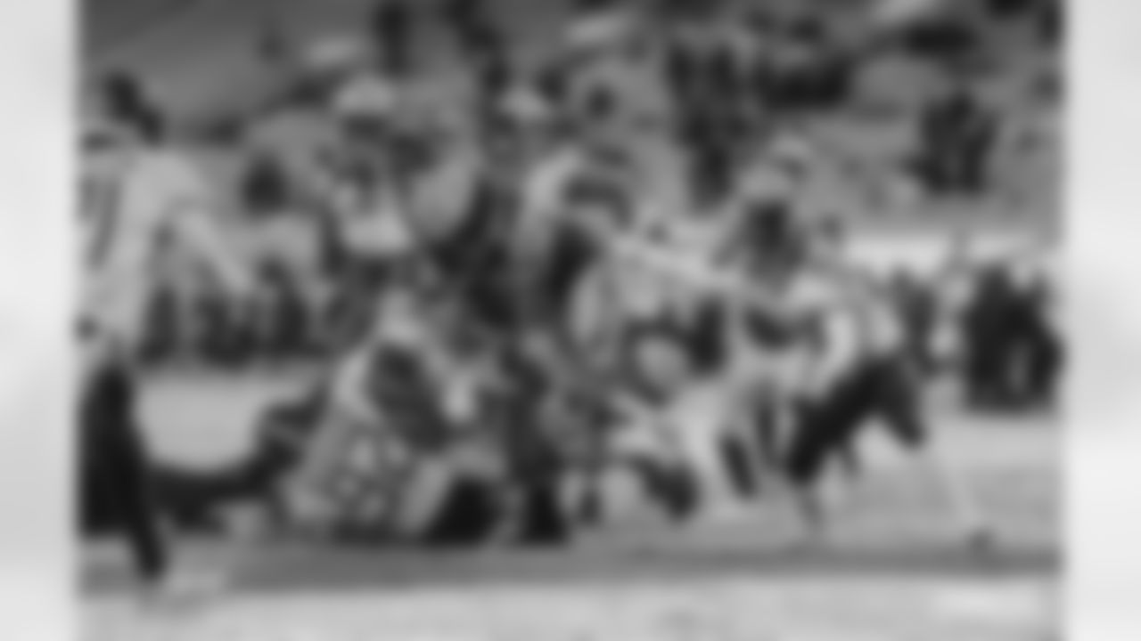 RB AJ Dillon