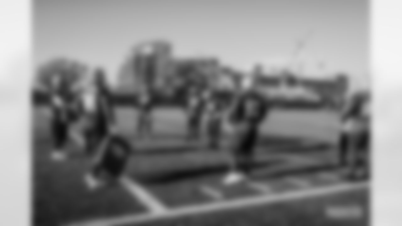 221123-evan-practice-gallery-2560022