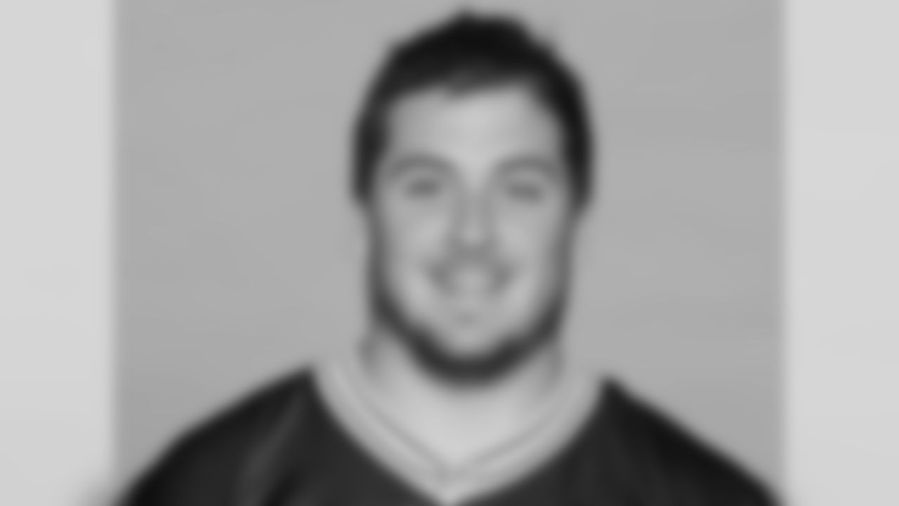 Corey Linsley, C #63