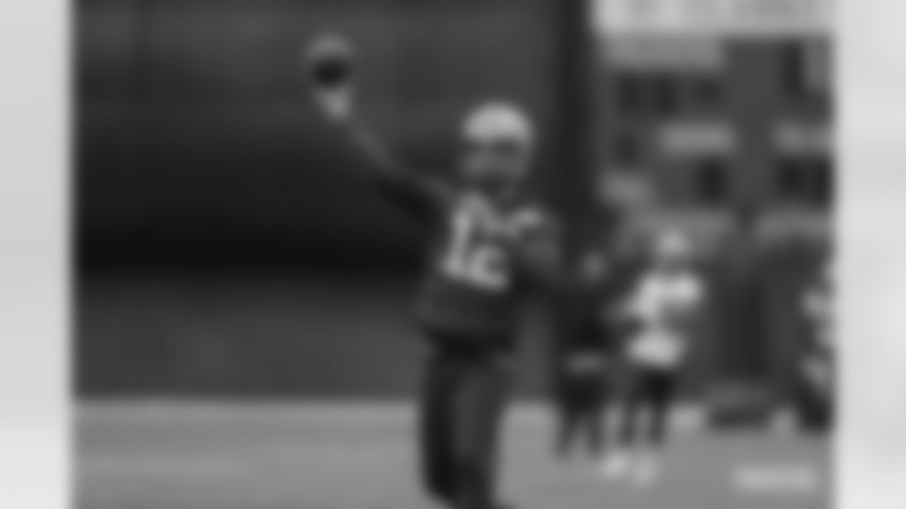QB Aaron Rodgers