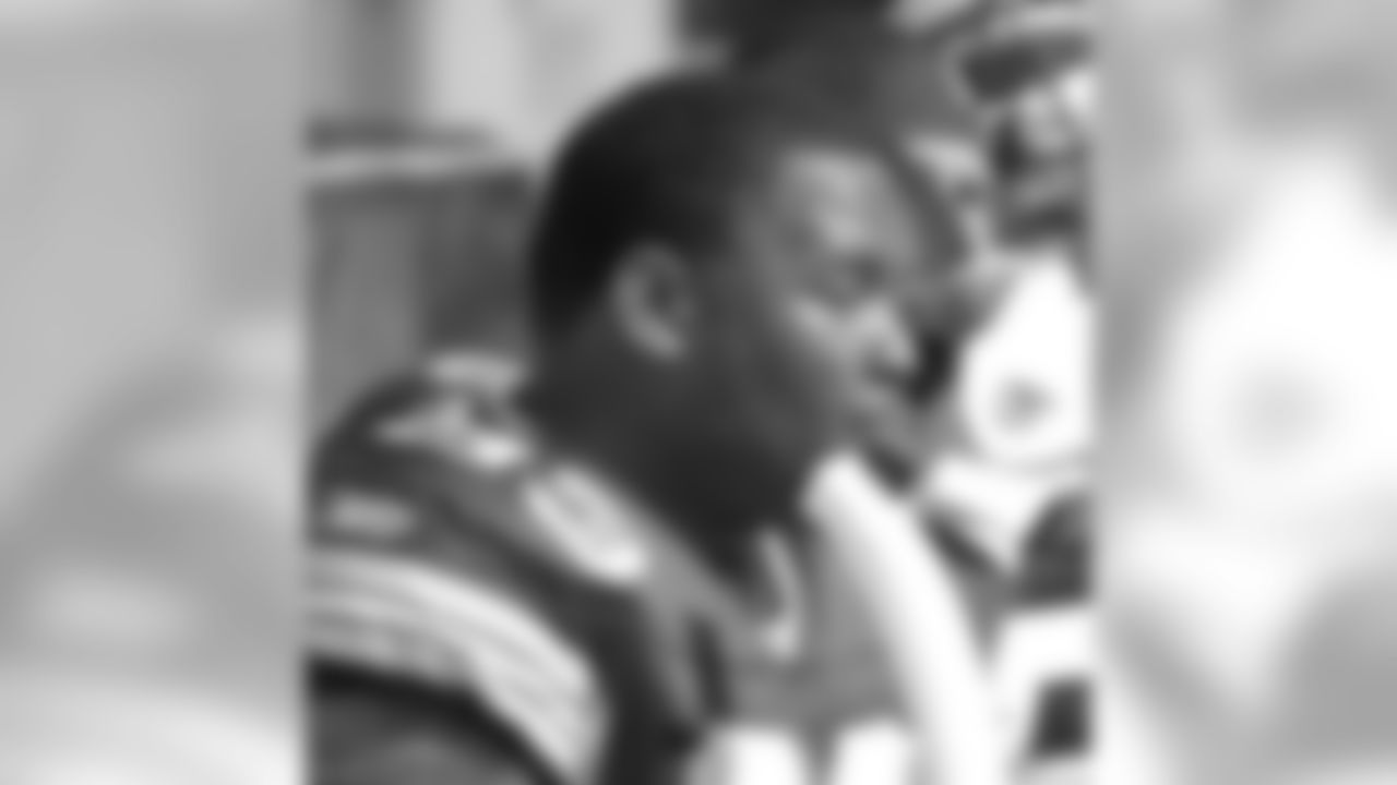 DT Johnny Jolly