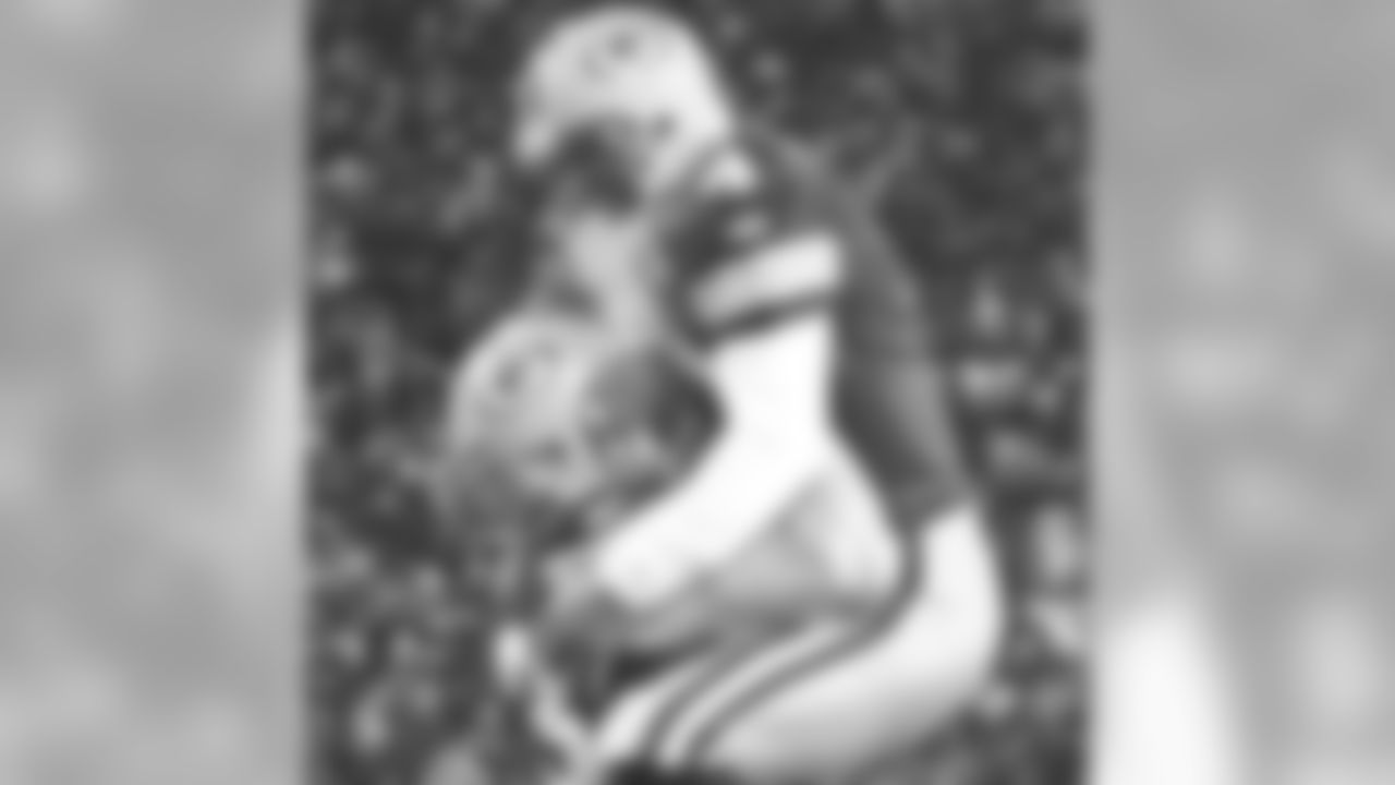 Scott Wells and Brett Favre