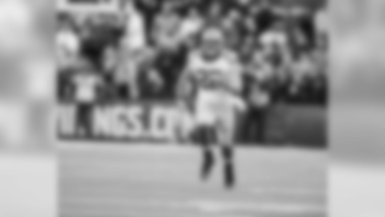 22 — FB Aaron Ripkowski
