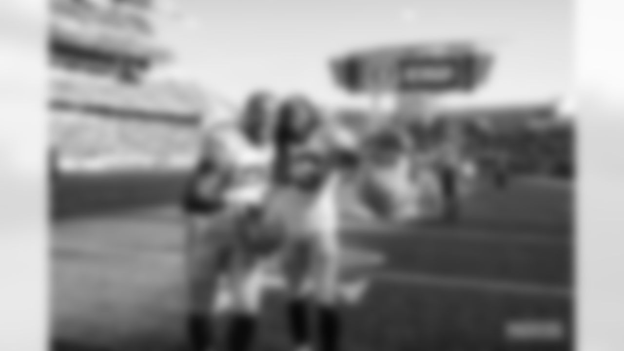 RB AJ Dillon