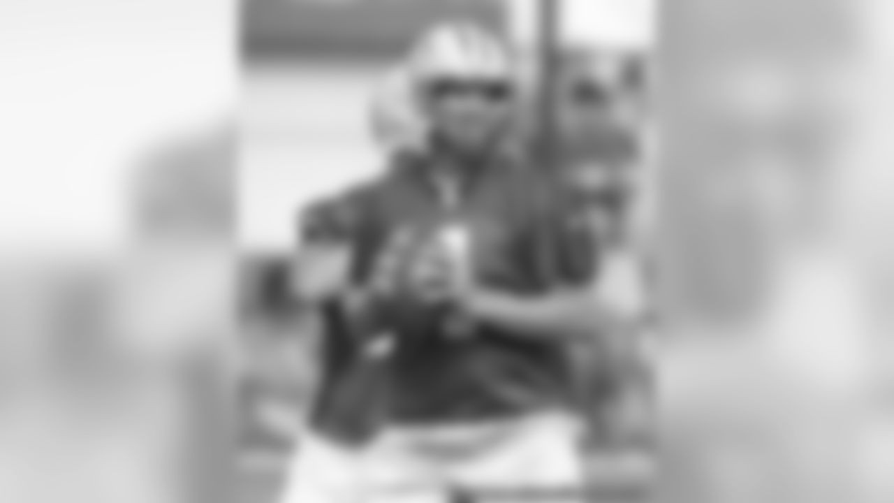 QB Brett Favre