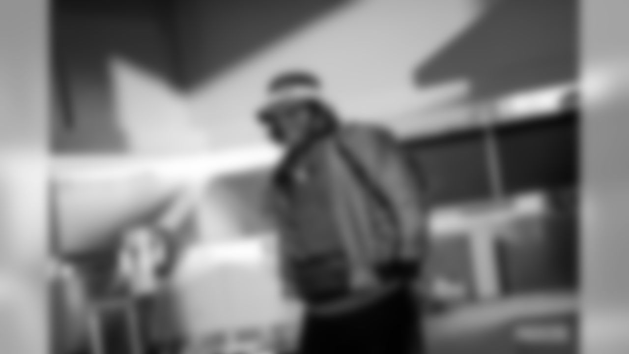 191222-departure-GRB-to-MSP-siegle-WM-16