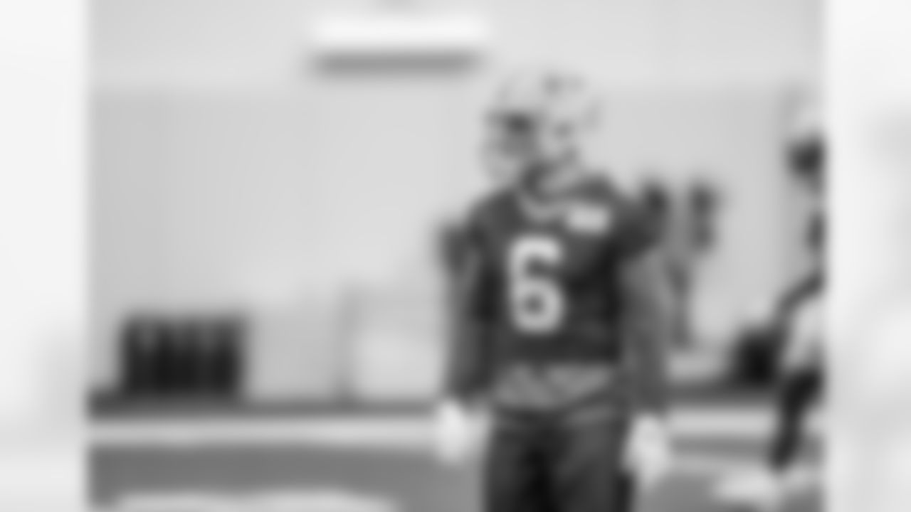 221222-evan-practice-gallery-2560066