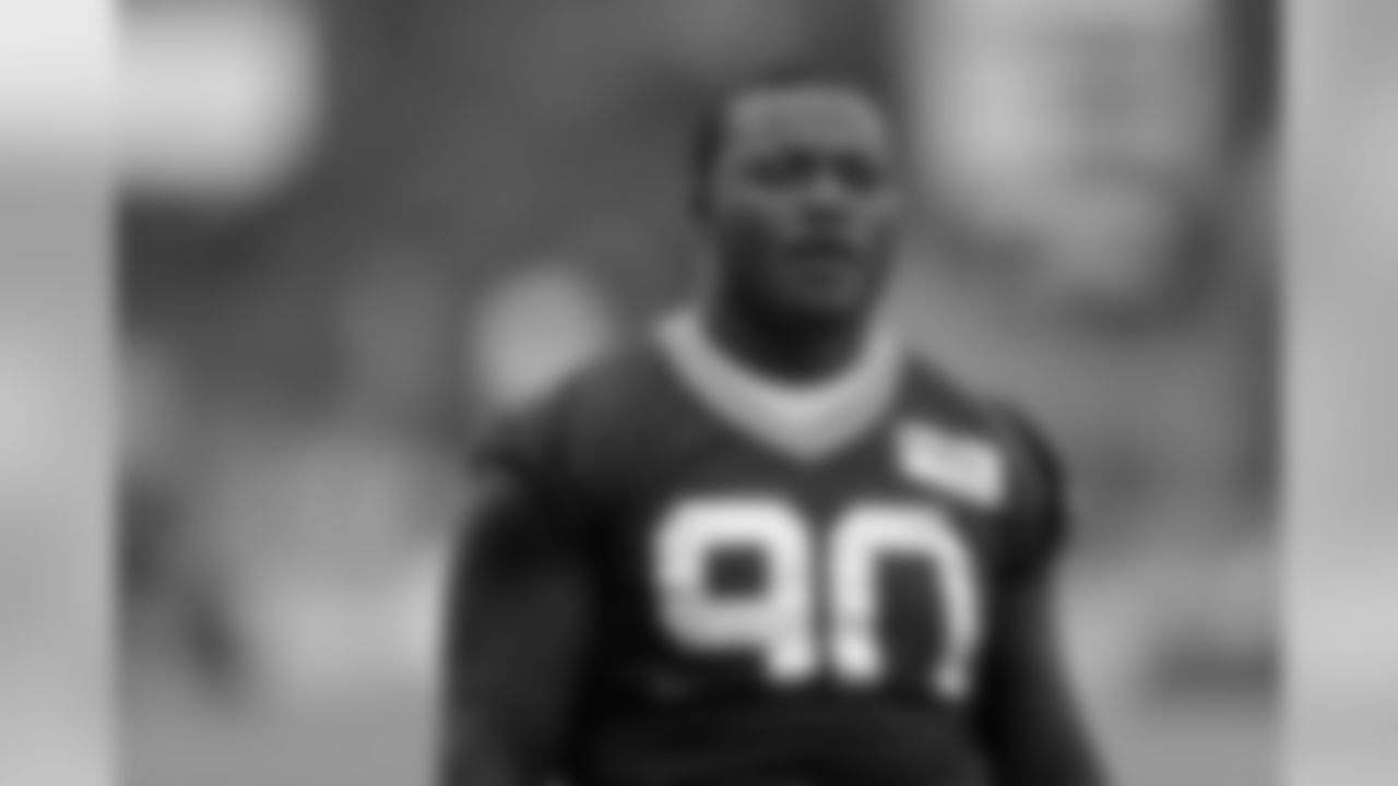 Montravius Adams