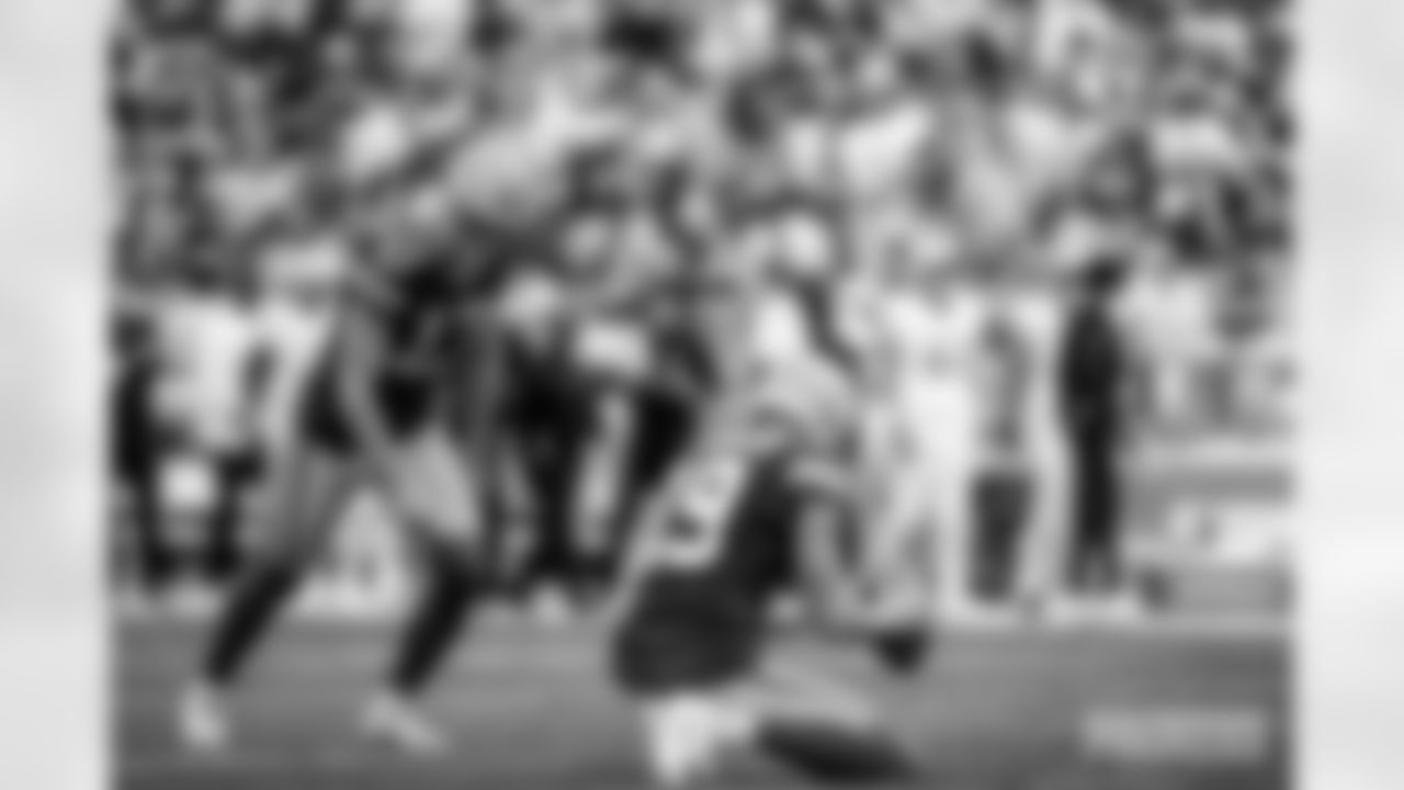 packers-saints-QTR4-batch1-siegle020
